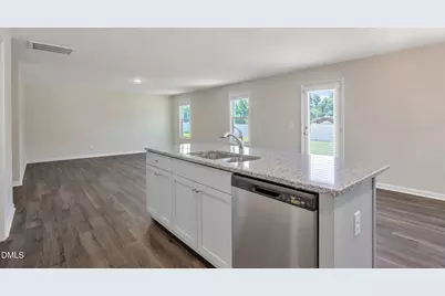 25 W Emily Gardens Drive, Selma, NC 27576 - Photo 17