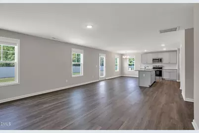 25 W Emily Gardens Drive, Selma, NC 27576 - Photo 9