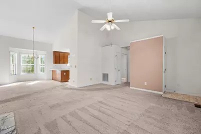 105 McKenzie Circle, Clayton, NC 27520 - Photo 7