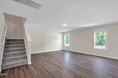 73 W Emily Gardens Drive, Selma, NC 27576 - Photo 9