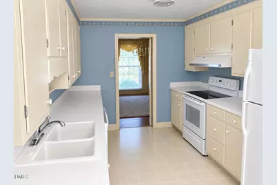 1601 Peace Street, Henderson, NC 27536 - Photo 3
