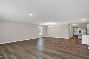 8 W Emily Gardens Dr, Selma, NC 27576 - Photo 9