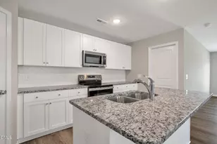 8 W Emily Gardens Dr, Selma, NC 27576 - Photo 11