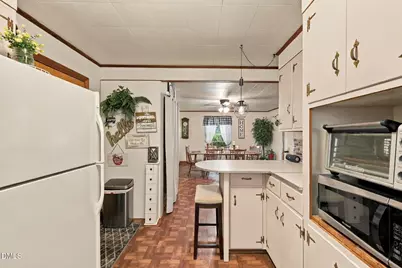 2975 US Highway 158 W, Yanceyville, NC 27379 - Photo 15