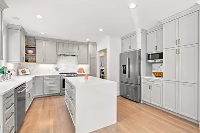 2905 Augusta Court, Raleigh, NC 27607 - Photo 13