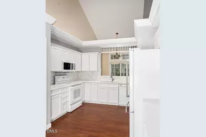 108 Lake Hickory Court, Cary, NC 27519 - Photo 7