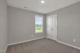 45 E Emily Gardens Dr, Selma, NC 27576 - Photo 23