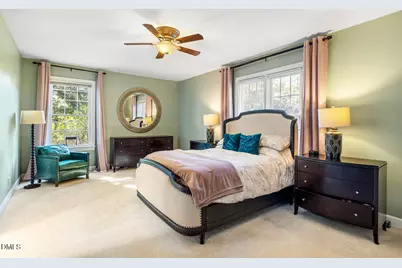 6 St James Place, Chapel Hill, NC 27514 - Photo 23