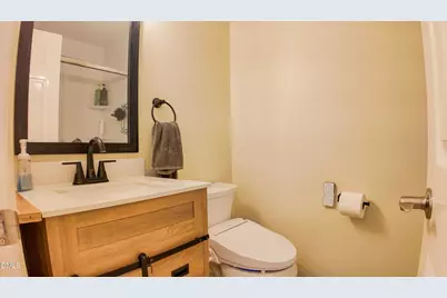 1013 Lakeview Drive, Clinton, NC 28328 - Photo 25