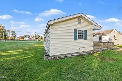 306 W Main Street, Pine Level, NC 27568 - Photo 35