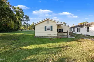 306 W Main St, Pine Level, NC 27568 - Photo 33