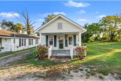 306 W Main Street, Pine Level, NC 27568 - Photo 15