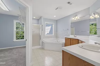 2633 Trailwood Hills Drive, Raleigh, NC 27603 - Photo 37
