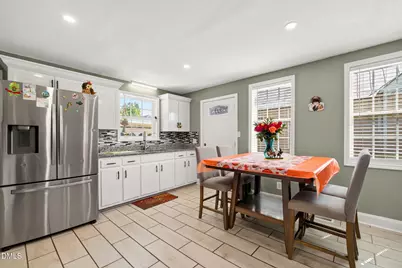 928 E Davis Street, Burlington, NC 27215 - Photo 9