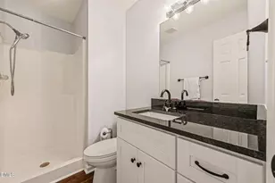 105 Chaucer Ct, Carrboro, NC 27510 - Photo 9