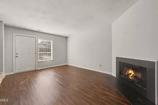 105 Chaucer Ct, Carrboro, NC 27510 - Photo 3