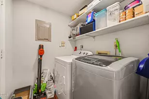 105 Chaucer Ct, Carrboro, NC 27510 - Photo 15