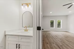 100 Ranes Dr, Henderson, NC 27536 - Photo 7