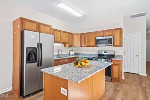350 Plaza Dr, Chapel Hill, NC 27517 - Photo 9