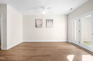 350 Plaza Dr, Chapel Hill, NC 27517 - Photo 11