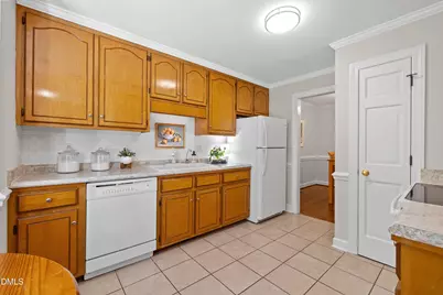 129 Hedgerow Court, Cary, NC 27513 - Photo 7