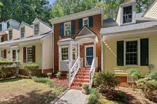 129 Hedgerow Ct, Cary, NC 27513 - Photo 3