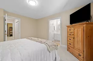 129 Hedgerow Ct, Cary, NC 27513 - Photo 23