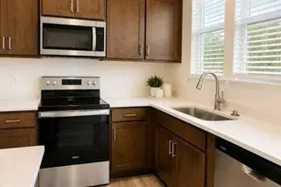 484 Channel Drop Dr, Clayton, NC 27520 - Photo 5