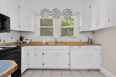213 N Walnut Street, Spring Hope, NC 27882 - Photo 9