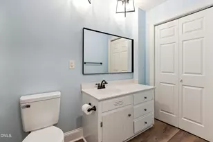 906 Walnut Dr, Erwin, NC 28339 - Photo 23