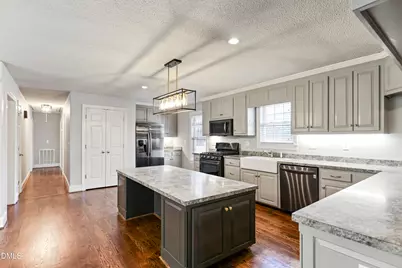 906 Walnut Drive, Erwin, NC 28339 - Photo 11
