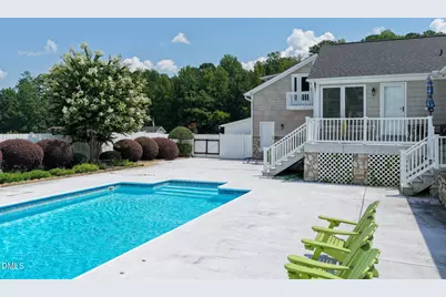 906 Walnut Drive, Erwin, NC 28339 - Photo 5