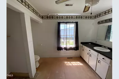 513 Pear Street, Kinston, NC 28504 - Photo 17