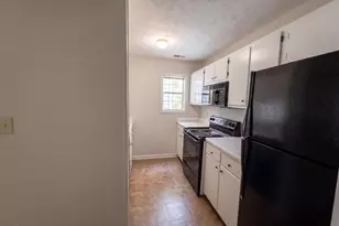 225 Waterdown Dr, Fayetteville, NC 28314 - Photo 7