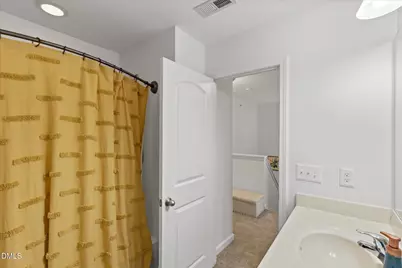 10007 Lynnberry Place, Raleigh, NC 27617 - Photo 25