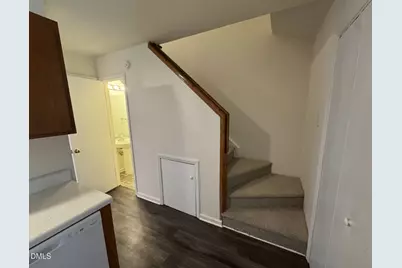 2902 Faversham Place, Raleigh, NC 27604 - Photo 9