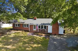 544 N Dunn St, Angier, NC 27501 - Photo 3