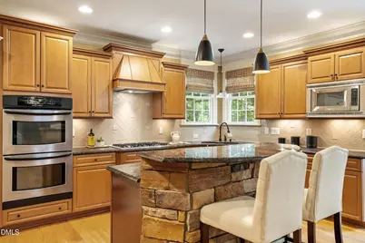 8107 Henderson Road, Apex, NC 27539 - Photo 17