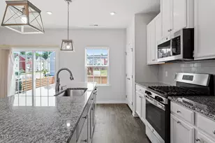 513 Citrus Petal Rd, Fuquay-Varina, NC 27526 - Photo 5