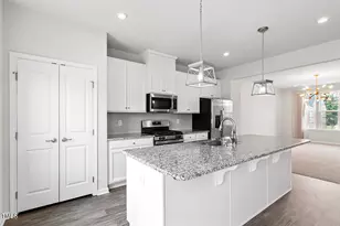 513 Citrus Petal Rd, Fuquay-Varina, NC 27526 - Photo 7