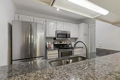 700 Bishops Park Drive #204, Raleigh, NC 27605 - Photo 3