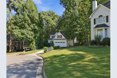 208 Connors Circle, Cary, NC 27511 - Photo 3