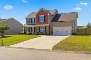 707 Botanical Ct, Bunnlevel, NC 28323 - Photo 3