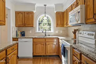 6707 Queen Annes Dr, Raleigh, NC 27613 - Photo 5