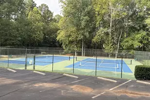 6707 Queen Annes Dr, Raleigh, NC 27613 - Photo 33