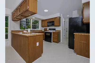106 Foscoe Lane, Cary, NC 27513 - Photo 25