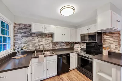 7645 Summerglen Drive, Raleigh, NC 27615 - Photo 9