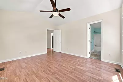 204 Dustin Drive, Benson, NC 27504 - Photo 9
