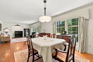 932 Lystra Ln, Chapel Hill, NC 27517 - Photo 9