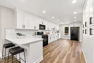 115 Meadowglades Lane, Cary, NC 27518 - Photo 11